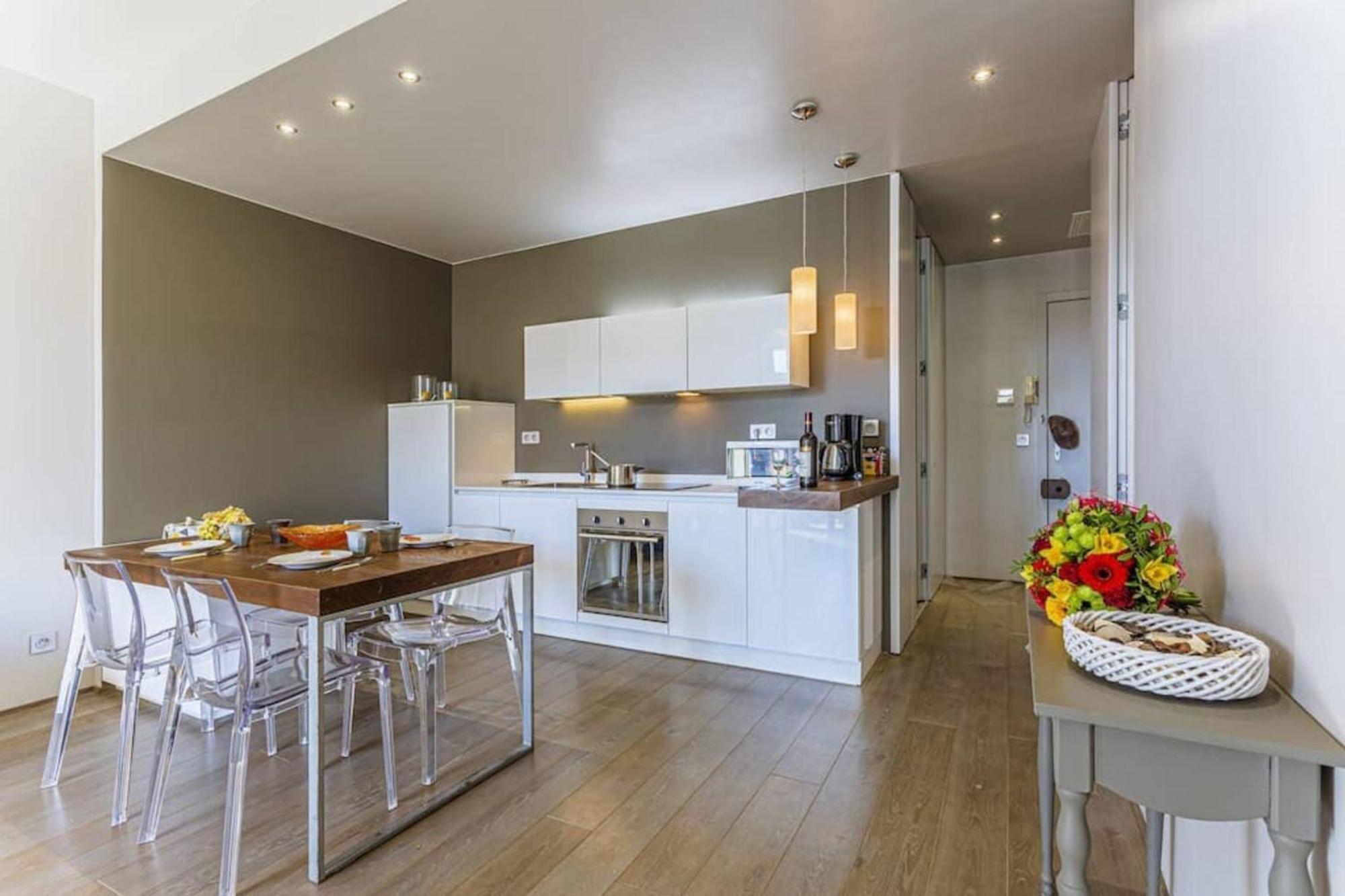 Fleurs 22 - Center - Modern W Terrace Apartamento